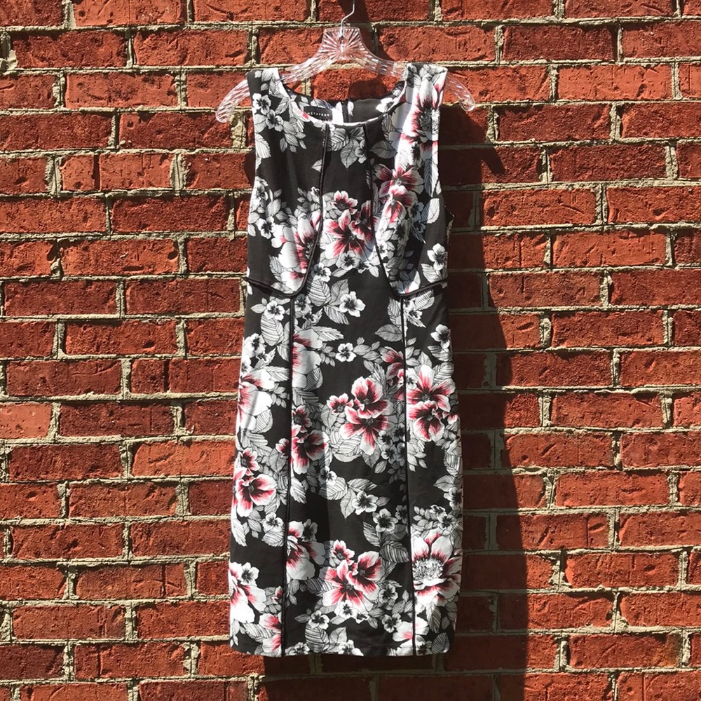 Beautiful floral pattern Metaphor dress